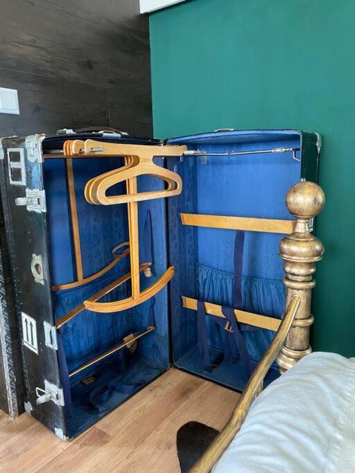 Gleis 1, Eisenbahn Waggon Mit Whirlpool Und Ofen Villa Dahlem  ภายนอก รูปภาพ